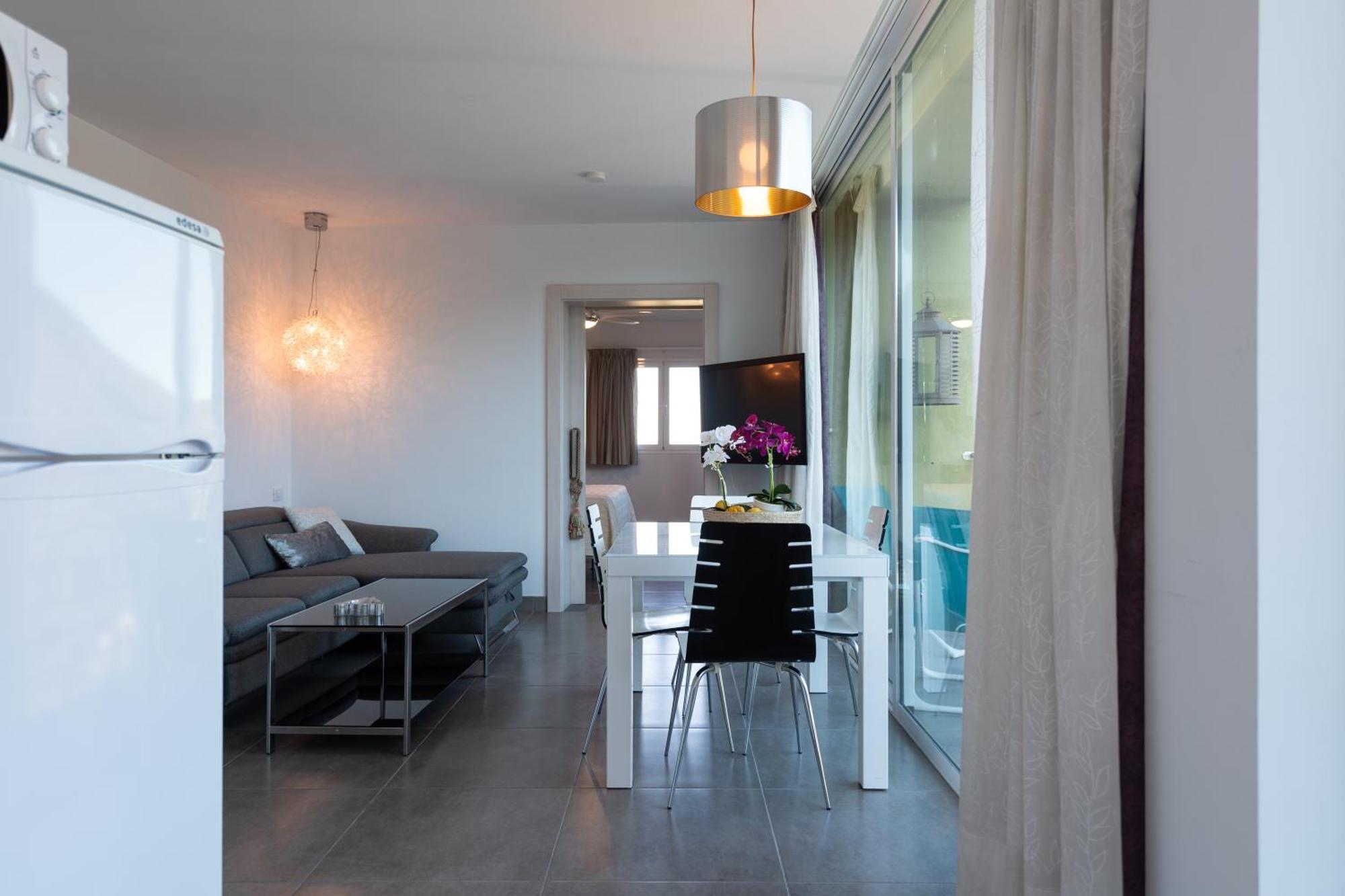 Holidays & Health In Oasis Apartament
